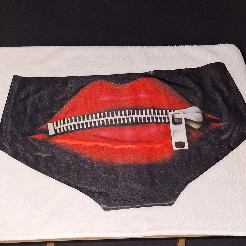 My Lips Are Sealed Women's XXL Panties - Picture 3 of 4